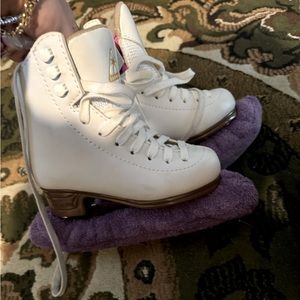 Jackson toddler girls figure skates size 11c